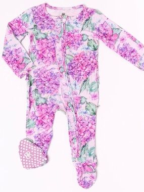 Bums & Roses Floral Zip Bamboo Pajamas - Pink & Purple Hydrangea Print